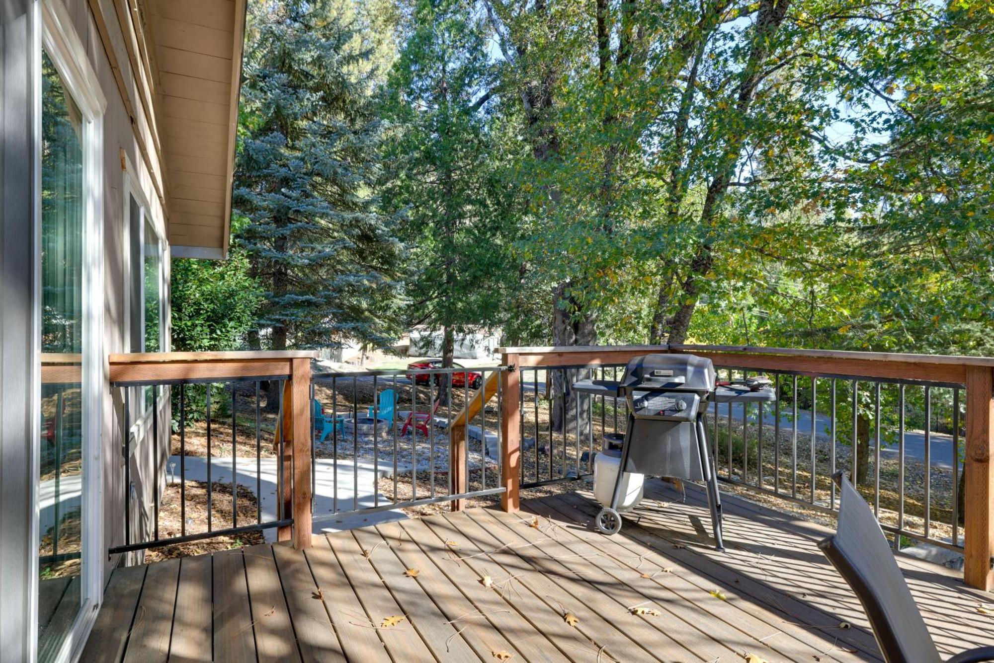Sherwood Forest Cabin With Deck And Fire Pit! Twain Harte 外观 照片